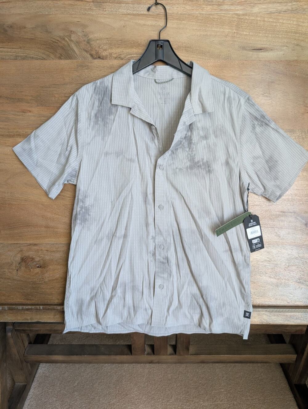 NWT Roark Bless Up Trail Shirt Mens M Ghost Grey Short Sleeve Collared Button Up